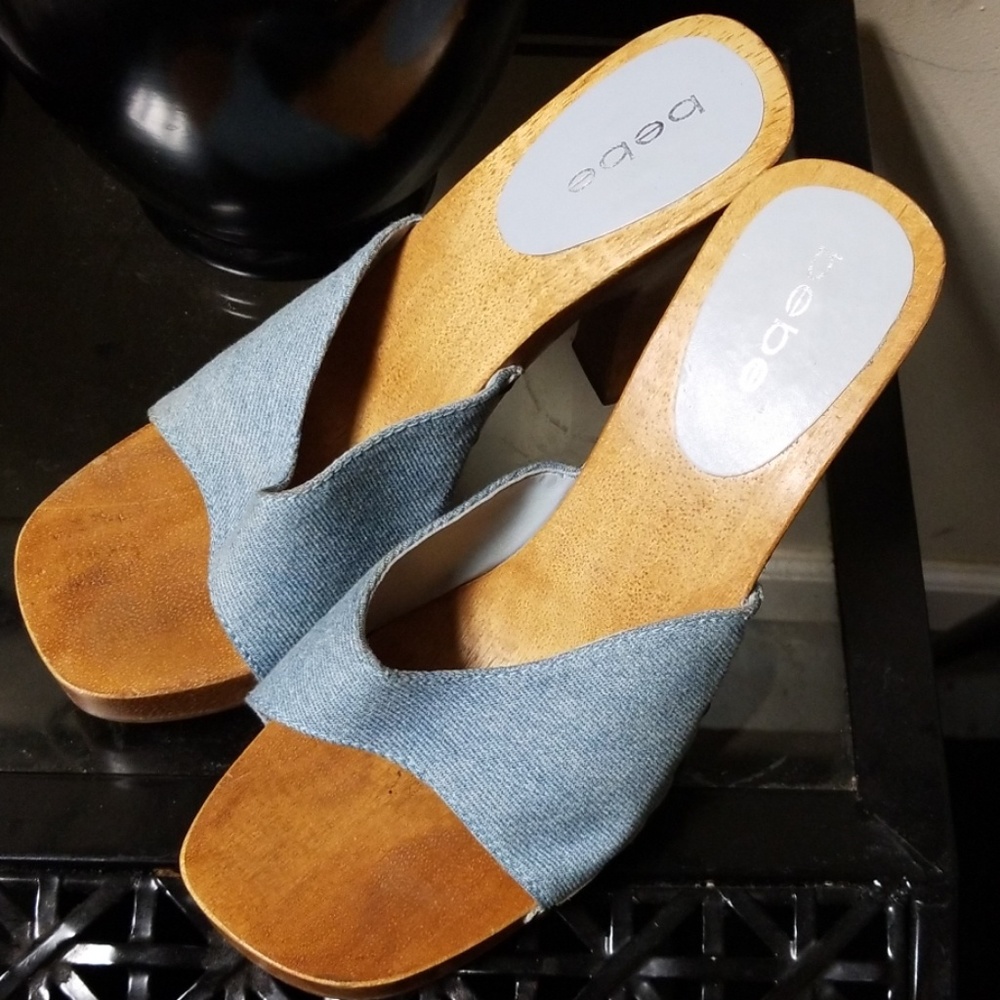 Bebe clogs